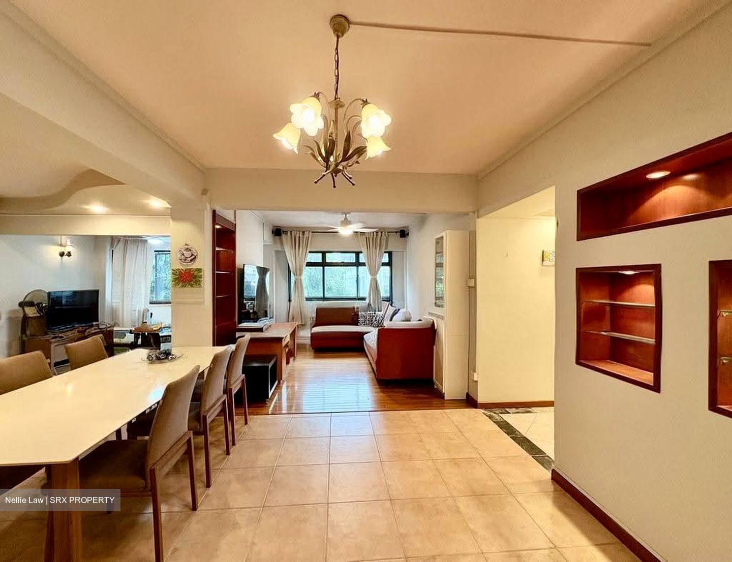 Blk 578 Hougang Avenue 4 (Hougang), HDB Executive #611171321